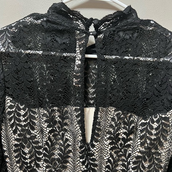 Keepsake‎ Uptown Black Lace Dress size Medium - Picture 3 of 8